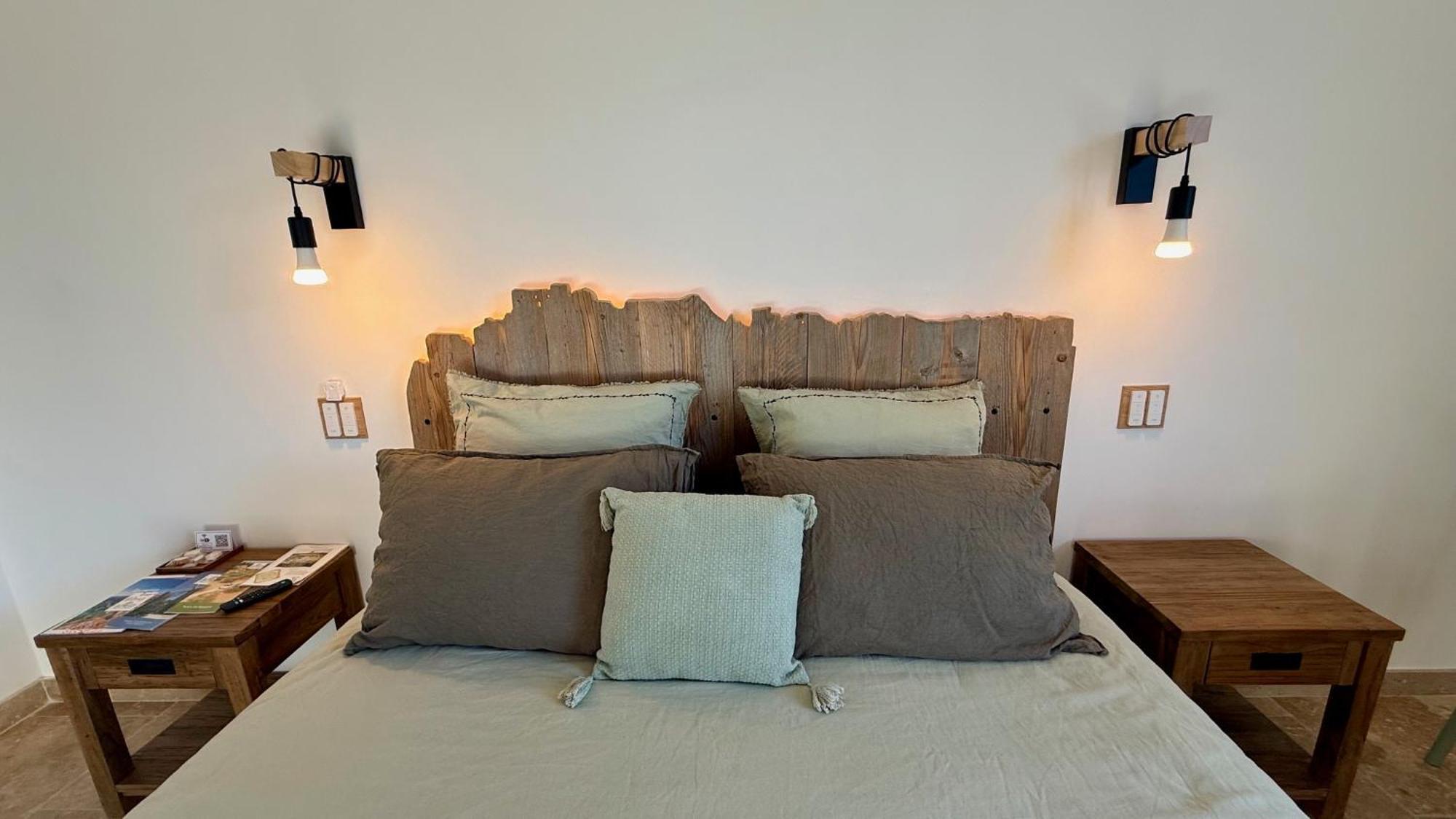 Mas Campau Bed & Breakfast Фонвией Екстериор снимка